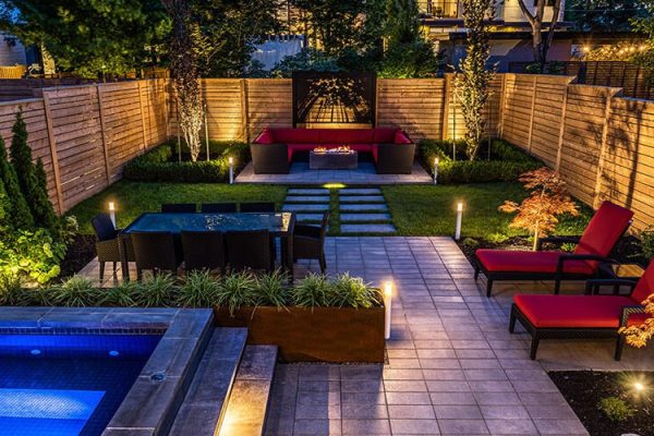 Choosing the Right Landscape Contractor for a Beautiful Outdoor Space